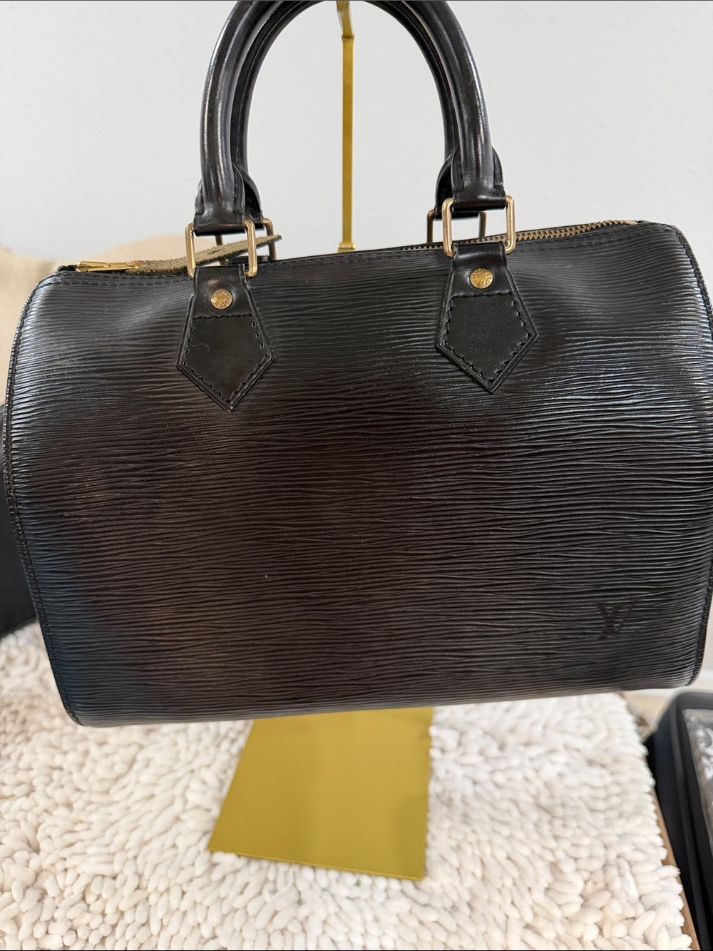 Black Leather Satchel Handbag - Louis Vuitton